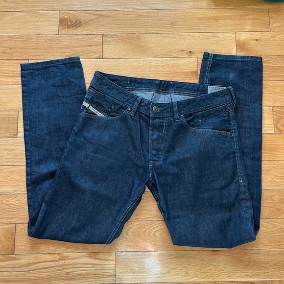 Diesel Jeans 👖 - Picture 2 of 5